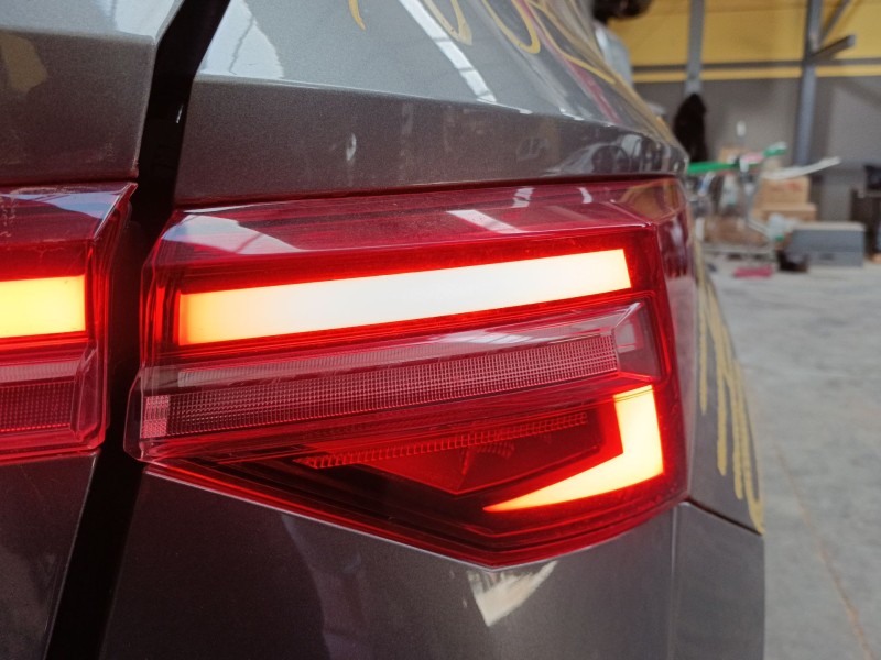 Recambio de piloto trasero derecho para skoda karoq (nu7, nd7) 1.5 tsi referencia OEM IAM   