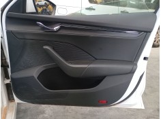 Recambio de guarnecido puerta delantera derecha para skoda octavia iv (nx3, nn3, pv3) 2.0 tdi referencia OEM IAM   
