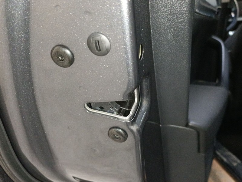 Recambio de cerradura puerta trasera izquierda para skoda karoq (nu7, nd7) 1.5 tsi referencia OEM IAM   