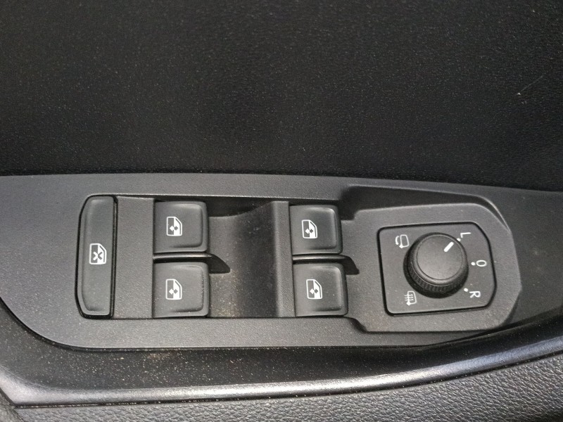 Recambio de mando elevalunas delantero izquierdo para skoda karoq (nu7, nd7) 1.5 tsi referencia OEM IAM   