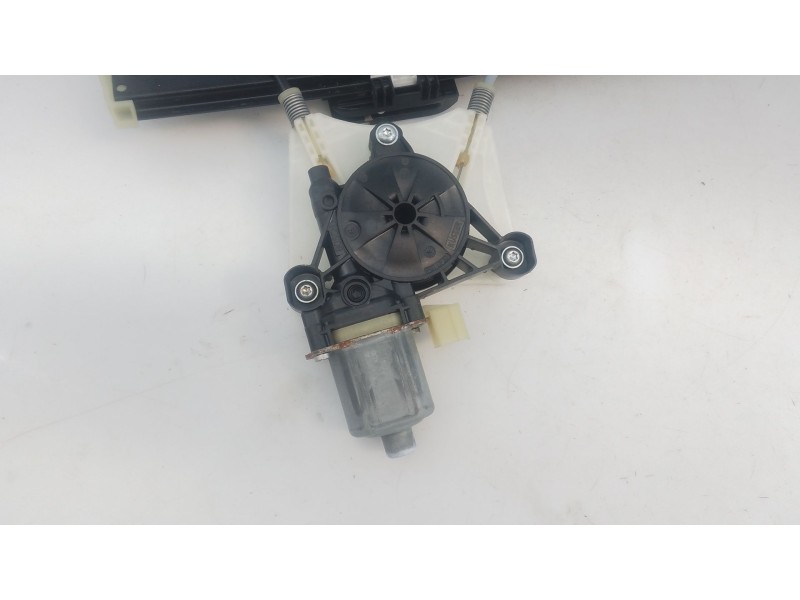 Recambio de elevalunas delantero derecho para volkswagen t-roc (a11, d11) 1.5 tsi referencia OEM IAM   