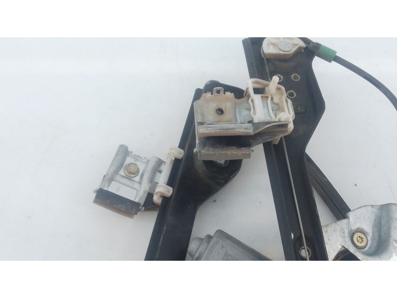 Recambio de elevalunas delantero derecho para chrysler 300 c 3.0 crd referencia OEM IAM   