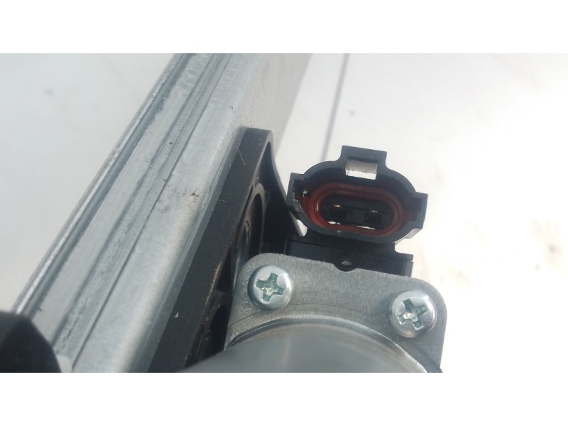 Recambio de elevalunas delantero izquierdo para maxus deliver 9 furgoneta 2.0 d (sv63c) referencia OEM IAM   