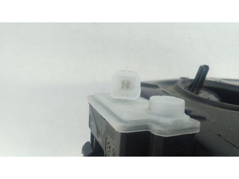 Recambio de tapa exterior combustible para peugeot 208 ii (ub_, up_, uw_, uj_) 1.2 puretech 75 referencia OEM IAM   