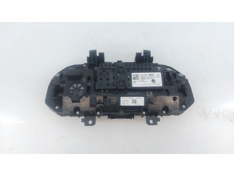 Recambio de cuadro instrumentos para skoda kamiq (nw4) 1.0 tsi referencia OEM IAM 654920790E  