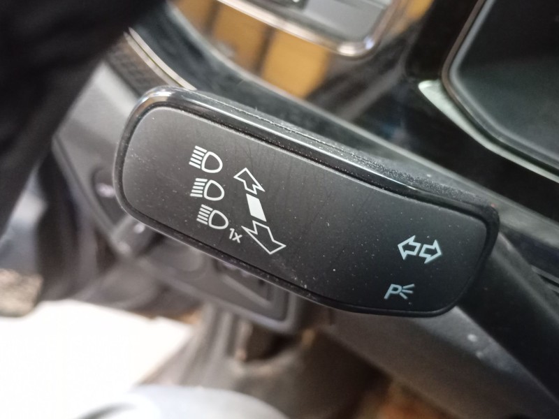 Recambio de mando intermitentes para volkswagen polo vi (aw1, bz1, ae1) 1.0 tsi referencia OEM IAM   