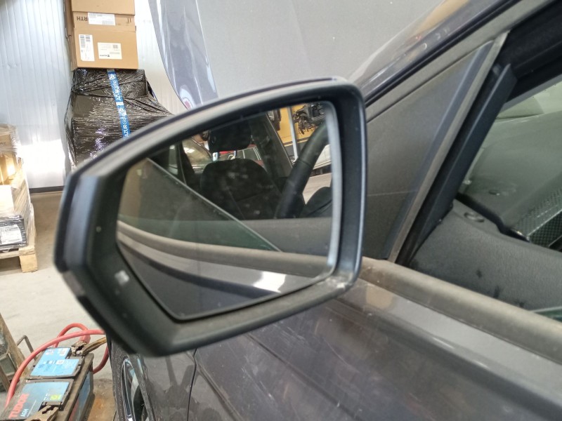 Recambio de retrovisor izquierdo electrico para volkswagen polo vi (aw1, bz1, ae1) 1.0 tsi referencia OEM IAM   