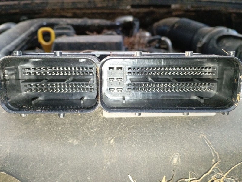 Recambio de centralita motor uce para volkswagen polo vi (aw1, bz1, ae1) 1.0 tsi referencia OEM IAM   