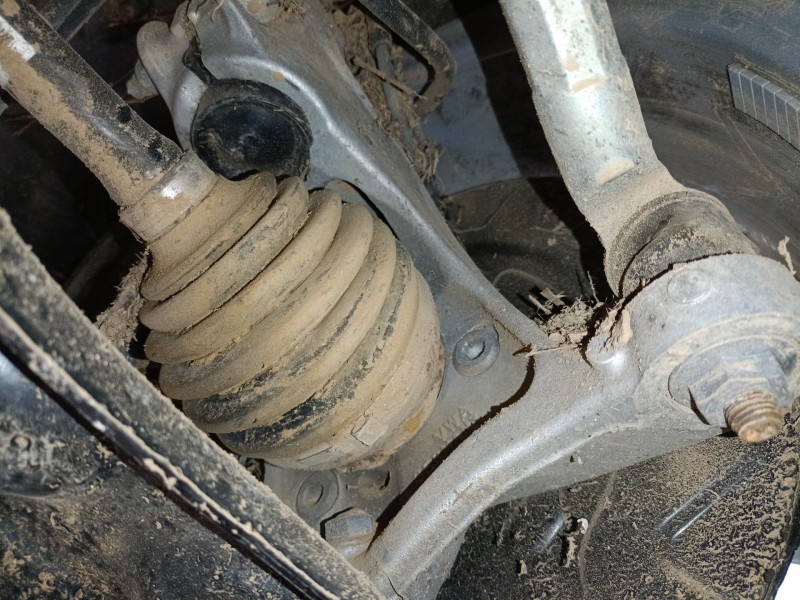 Recambio de mangueta delantera derecha para skoda karoq (nu7, nd7) 1.5 tsi referencia OEM IAM   