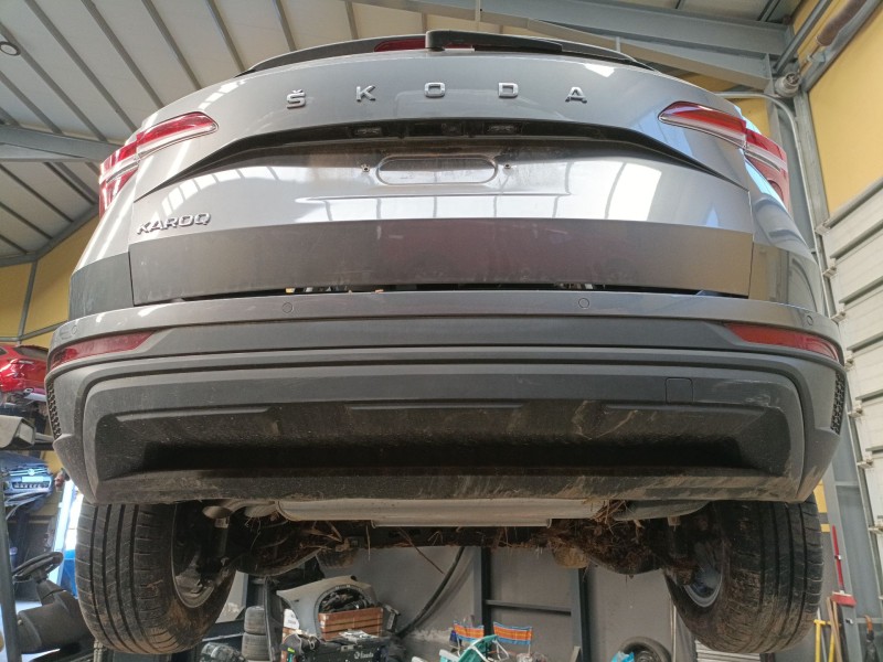 Recambio de paragolpes trasero para skoda karoq (nu7, nd7) 1.5 tsi referencia OEM IAM   