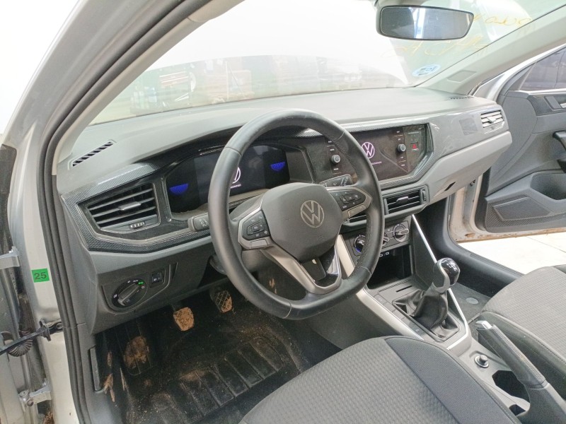 volkswagen polo vi (aw1, bz1, ae1) del año 2024