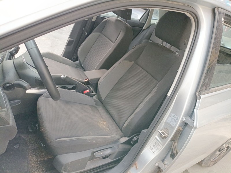 volkswagen polo vi (aw1, bz1, ae1) del año 2024