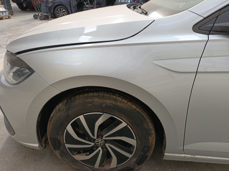 Recambio de aleta delantera izquierda para volkswagen polo vi (aw1, bz1, ae1) 1.0 tsi referencia OEM IAM   