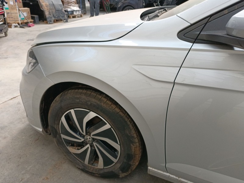 Recambio de aleta delantera izquierda para volkswagen polo vi (aw1, bz1, ae1) 1.0 tsi referencia OEM IAM   