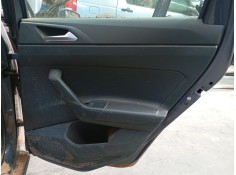 GUARNECIDO PUERTA TRASERA DERECHA 