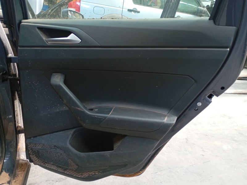 Recambio de guarnecido puerta trasera derecha para volkswagen polo vi (aw1, bz1, ae1) 1.0 tsi referencia OEM IAM   