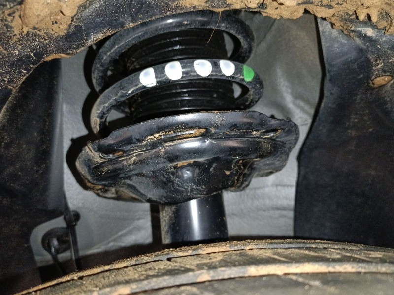 Recambio de amortiguador delantero derecho para volkswagen polo vi (aw1, bz1, ae1) 1.0 tsi referencia OEM IAM   