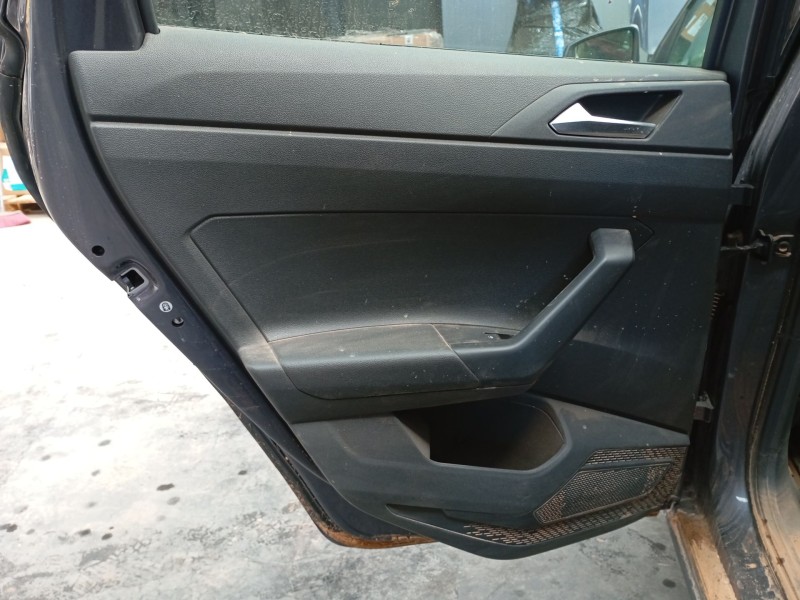 Recambio de guarnecido puerta trasera izquierda para volkswagen polo vi (aw1, bz1, ae1) 1.0 tsi referencia OEM IAM   