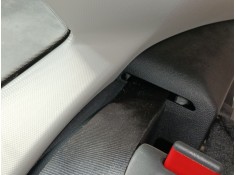 CINTURON SEGURIDAD TRASERO DERECHO 