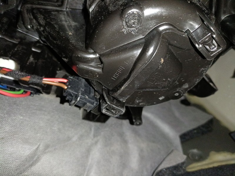 Recambio de ventilador calefaccion para volkswagen polo vi (aw1, bz1, ae1) 1.0 tsi referencia OEM IAM 2Q1819021B  