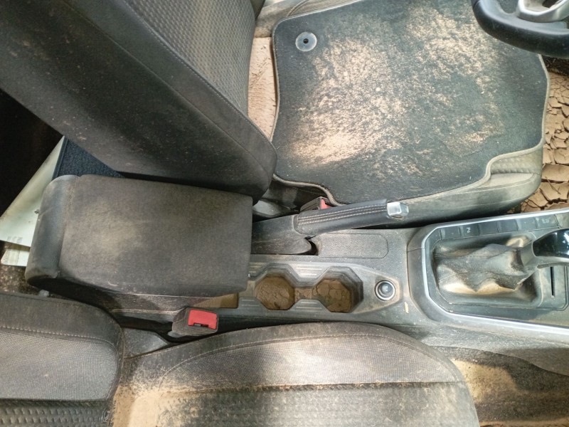 Recambio de consola central para volkswagen polo vi (aw1, bz1, ae1) 1.0 tsi referencia OEM IAM   