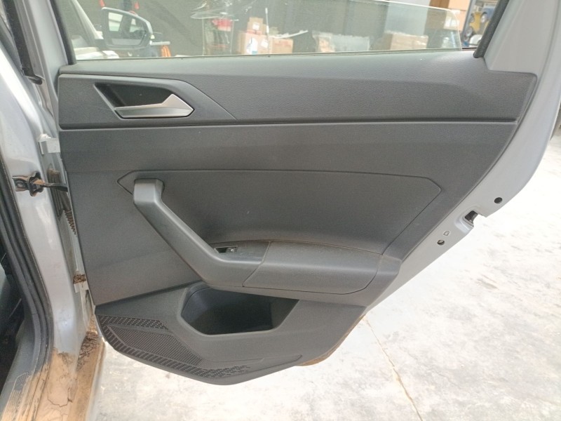 Recambio de guarnecido puerta trasera derecha para volkswagen polo vi (aw1, bz1, ae1) 1.0 tsi referencia OEM IAM   