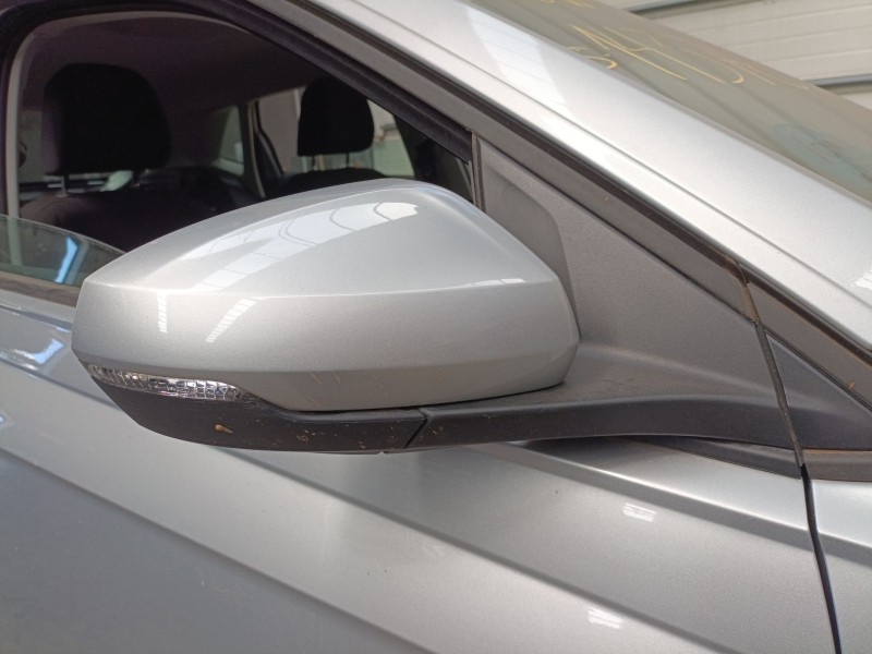 Recambio de retrovisor derecho electrico para volkswagen polo vi (aw1, bz1, ae1) 1.0 tsi referencia OEM IAM   