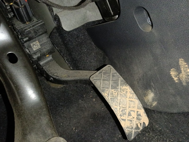 Recambio de pedal acelerador para volkswagen polo vi (aw1, bz1, ae1) 1.0 tsi referencia OEM IAM 2Q1723503  