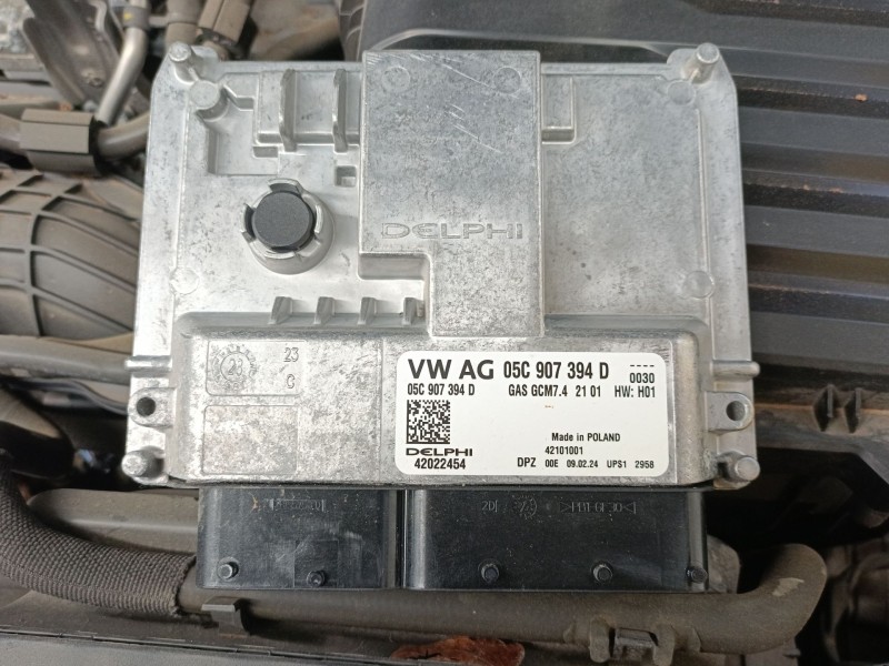 Recambio de centralita motor uce para volkswagen polo vi (aw1, bz1, ae1) 1.0 tsi referencia OEM IAM 05C907394D 42022454 