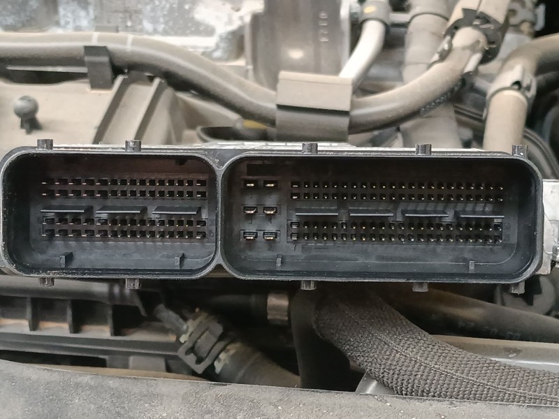 Recambio de centralita motor uce para volkswagen polo vi (aw1, bz1, ae1) 1.0 tsi referencia OEM IAM 05C907394D 42022454 