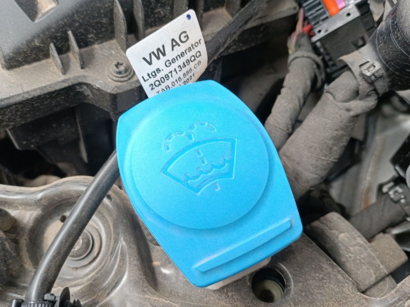 Recambio de deposito limpia para volkswagen polo vi (aw1, bz1, ae1) 1.0 tsi referencia OEM IAM   