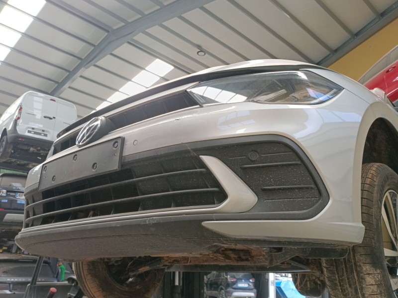 Recambio de paragolpes delantero para volkswagen polo vi (aw1, bz1, ae1) 1.0 tsi referencia OEM IAM   