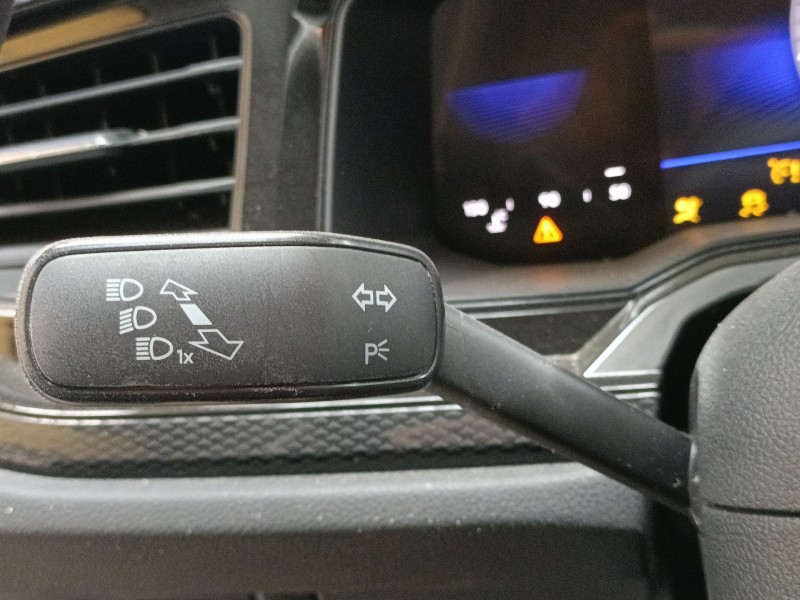 Recambio de mando intermitentes para volkswagen polo vi (aw1, bz1, ae1) 1.0 tsi referencia OEM IAM   