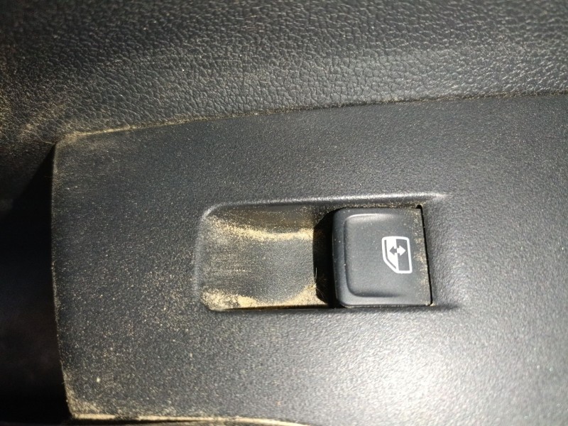 Recambio de mando elevalunas delantero derecho para volkswagen polo vi (aw1, bz1, ae1) 1.0 tsi referencia OEM IAM   