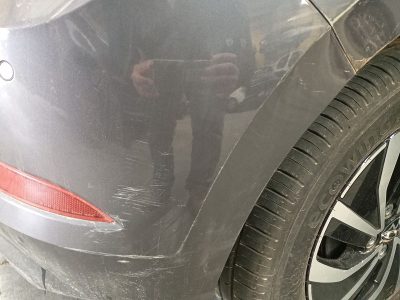 Recambio de paragolpes trasero para volkswagen polo vi (aw1, bz1, ae1) 1.0 tsi referencia OEM IAM   