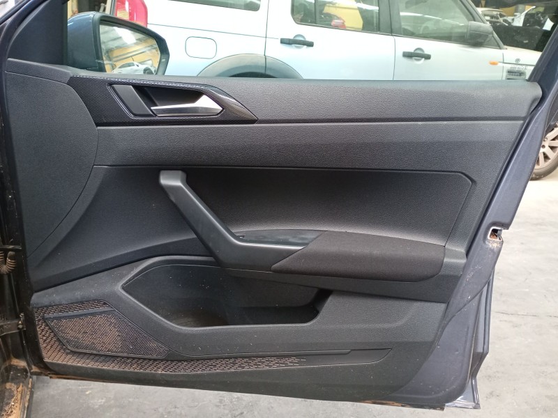 Recambio de guarnecido puerta delantera derecha para volkswagen polo vi (aw1, bz1, ae1) 1.0 tsi referencia OEM IAM   