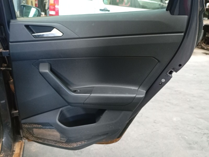 Recambio de guarnecido puerta trasera derecha para volkswagen polo vi (aw1, bz1, ae1) 1.0 tsi referencia OEM IAM   