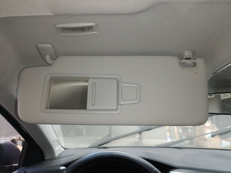 Recambio de parasol izquierdo para volkswagen polo vi (aw1, bz1, ae1) 1.0 tsi referencia OEM IAM   