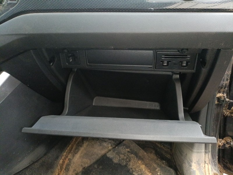 Recambio de guantera para volkswagen polo vi (aw1, bz1, ae1) 1.0 tsi referencia OEM IAM   