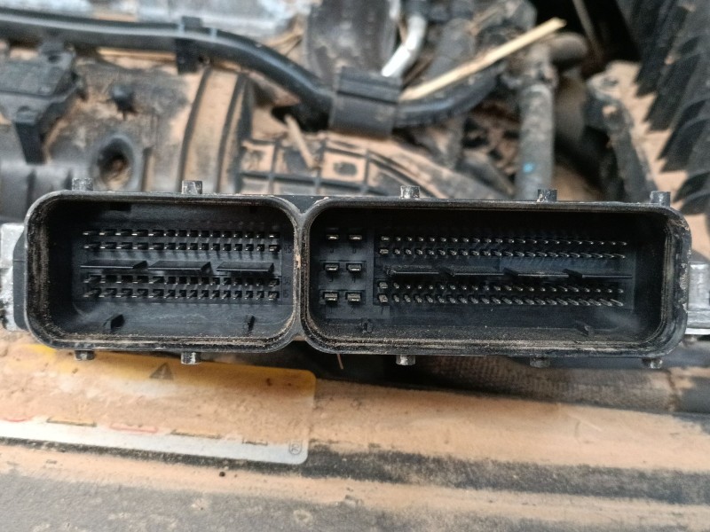 Recambio de centralita motor uce para volkswagen polo vi (aw1, bz1, ae1) 1.0 tsi referencia OEM IAM 05C907394D 42022454 