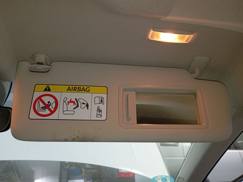 Recambio de parasol derecho para volkswagen polo vi (aw1, bz1, ae1) 1.0 tsi referencia OEM IAM   