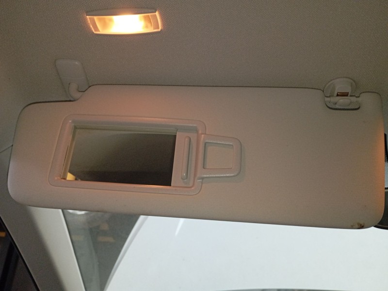 Recambio de parasol izquierdo para volkswagen polo vi (aw1, bz1, ae1) 1.0 tsi referencia OEM IAM   