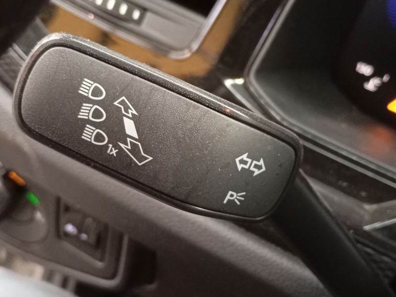 Recambio de mando intermitentes para volkswagen polo vi (aw1, bz1, ae1) 1.0 tsi referencia OEM IAM   