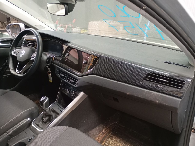 volkswagen polo vi (aw1, bz1, ae1) del año 2024