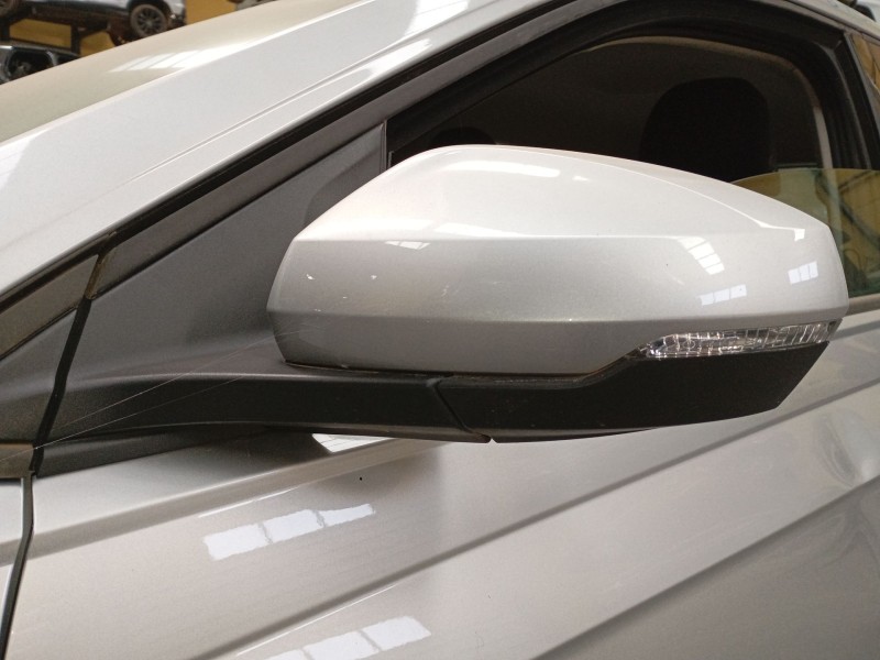 Recambio de retrovisor izquierdo electrico para volkswagen polo vi (aw1, bz1, ae1) 1.0 tsi referencia OEM IAM   