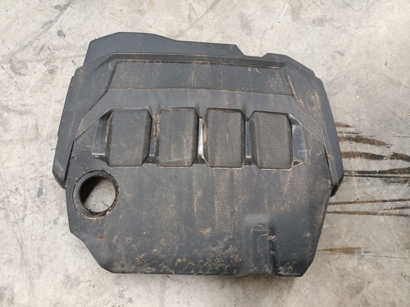 Recambio de tapa motor para audi q2 (gab, gag) 30 tdi referencia OEM IAM   