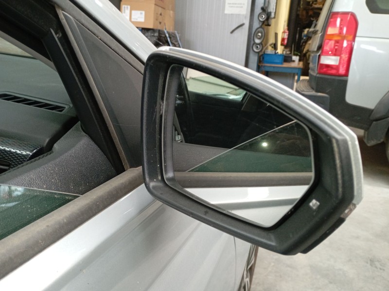 Recambio de retrovisor derecho electrico para volkswagen polo vi (aw1, bz1, ae1) 1.0 tsi referencia OEM IAM   
