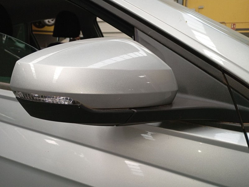 Recambio de retrovisor derecho electrico para volkswagen polo vi (aw1, bz1, ae1) 1.0 tsi referencia OEM IAM   