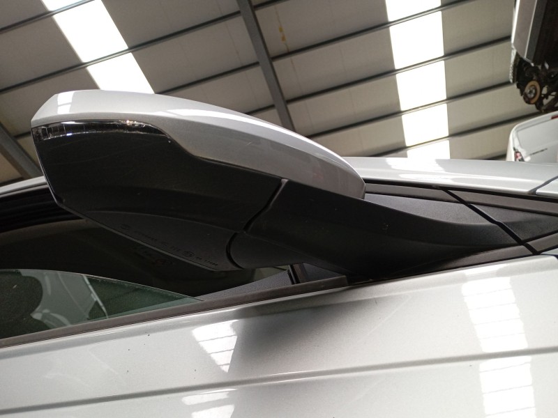 Recambio de retrovisor derecho electrico para volkswagen polo vi (aw1, bz1, ae1) 1.0 tsi referencia OEM IAM   