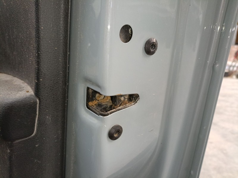 Recambio de cerradura puerta delantera derecha para audi q2 (gab, gag) 30 tdi referencia OEM IAM   